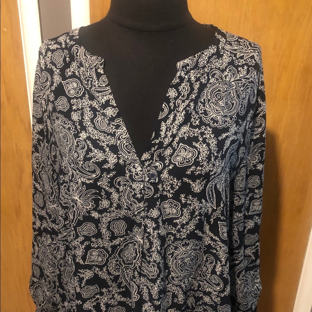 Navy blue n white blouse
